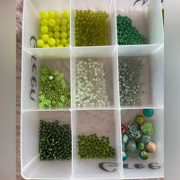 3 Containers Jewelry Making Green Beads Craft Repurpose - Picture 3 of 7